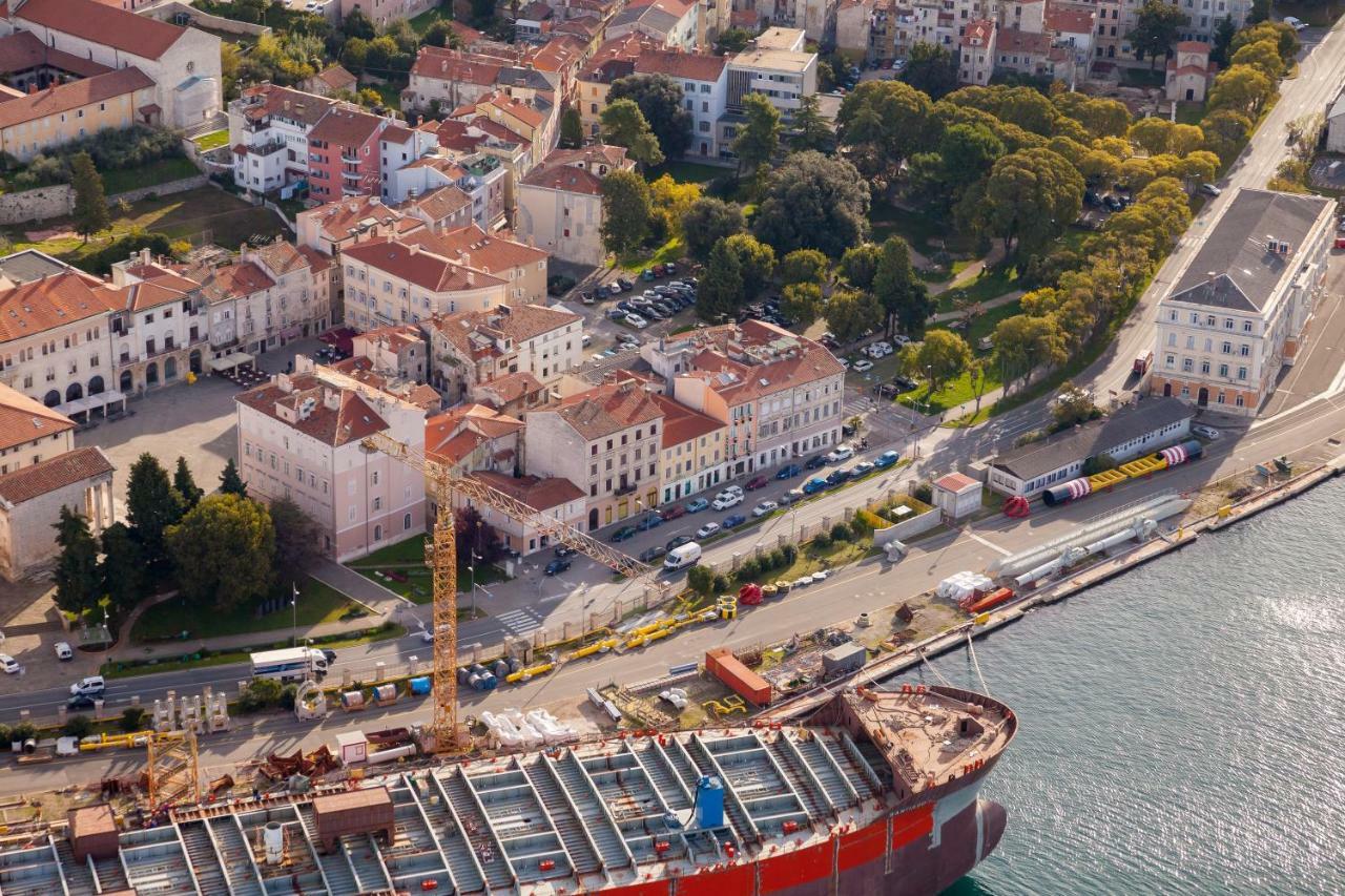 Main Square Apartments With Sea View PUY Exterior foto