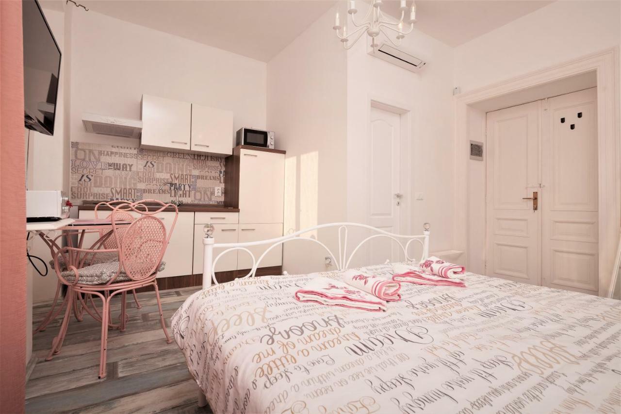 Main Square Apartments With Sea View PUY Exterior foto